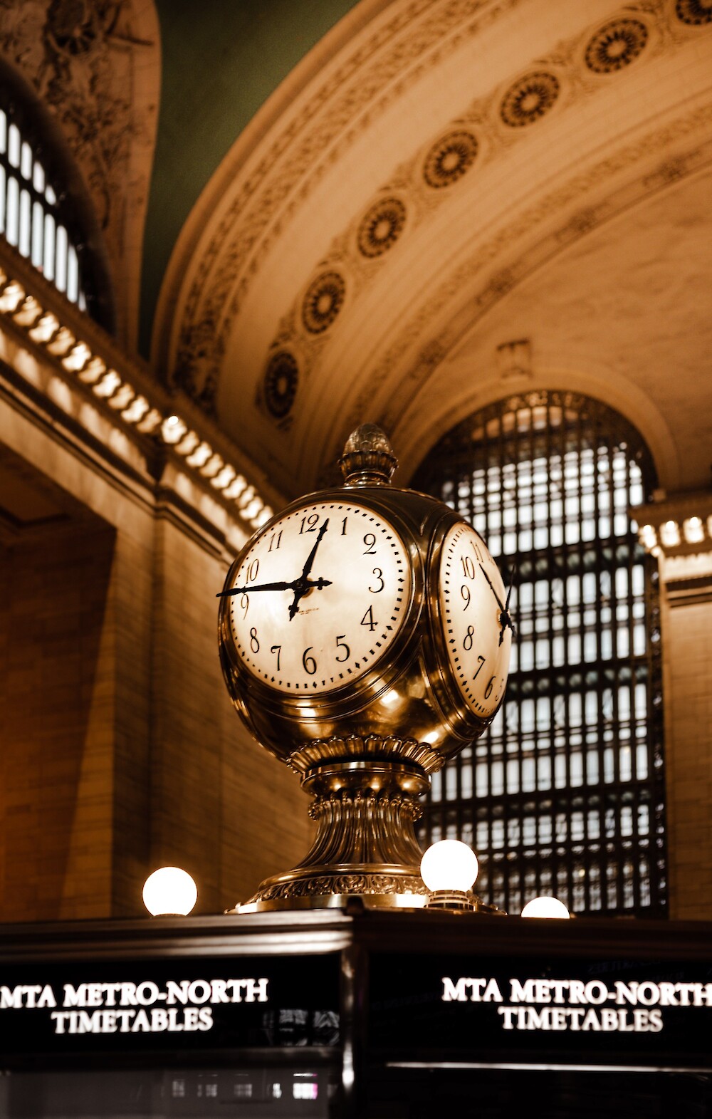 Grand Central Terminal main concourse clock, located steps from 260 Madison Avenue for unparalleled commuter access.